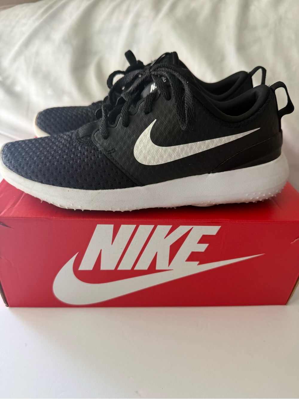 Nike Kids' Black and White Golf shoes